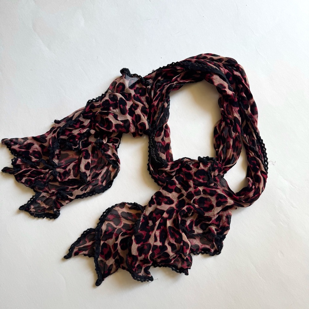 Vintage Y2K Betsy Johnson Silk Leopard Print Scarf